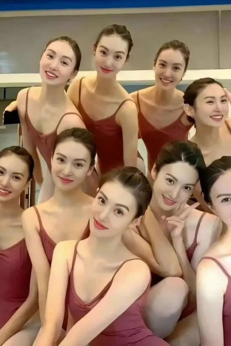 月阙歌舞团